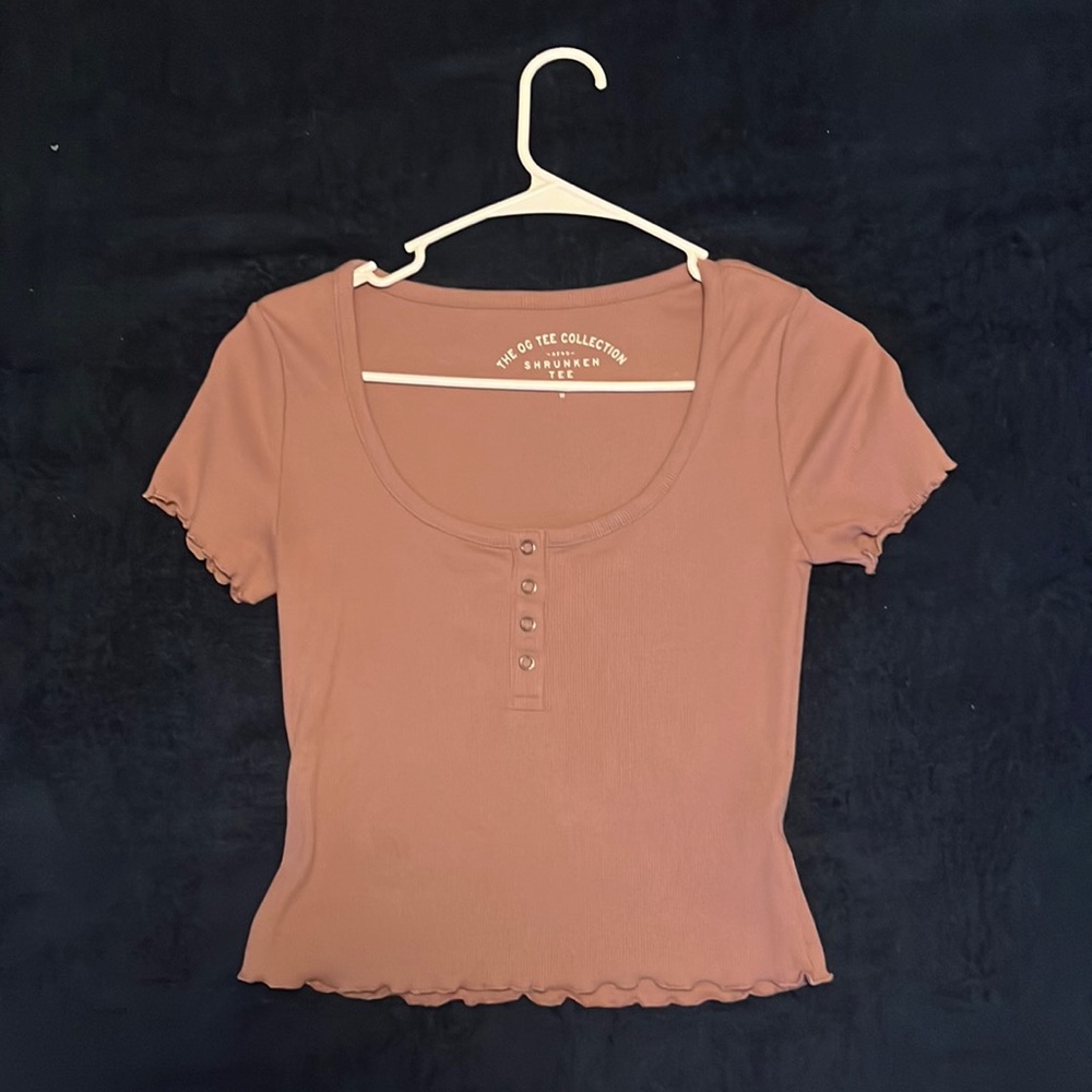 Light purple crop top tee shirt